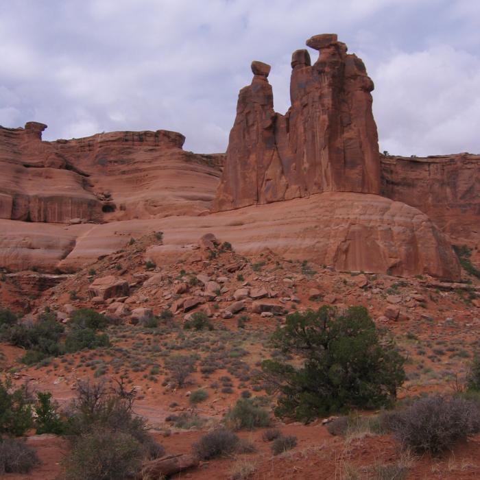 Arches Park Utah Three Gossips